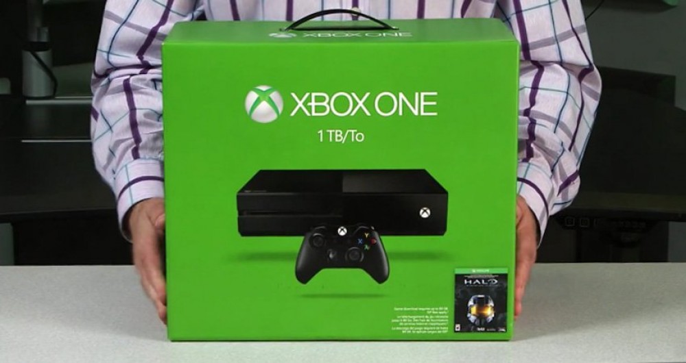 La nouvelle Xbox 1 To et sa nouvelle manette sont officiels!